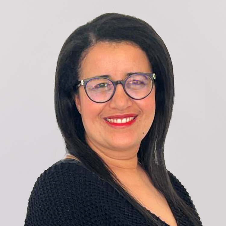Nadia Ragoubi Client Advisor Support Senior